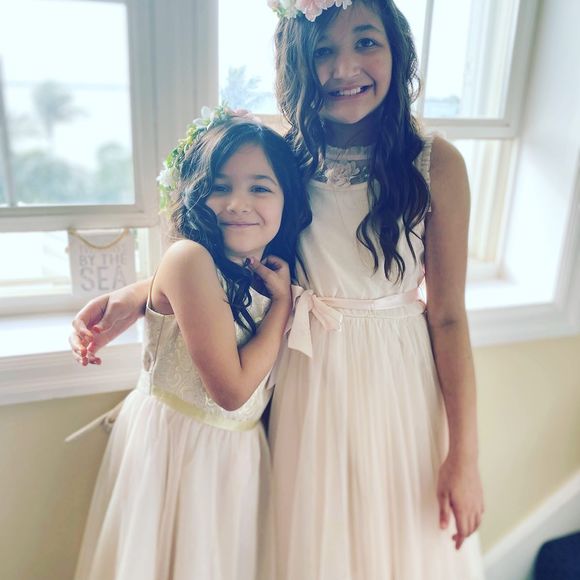 Meet your Posher, Mari - Picture 1 of 1